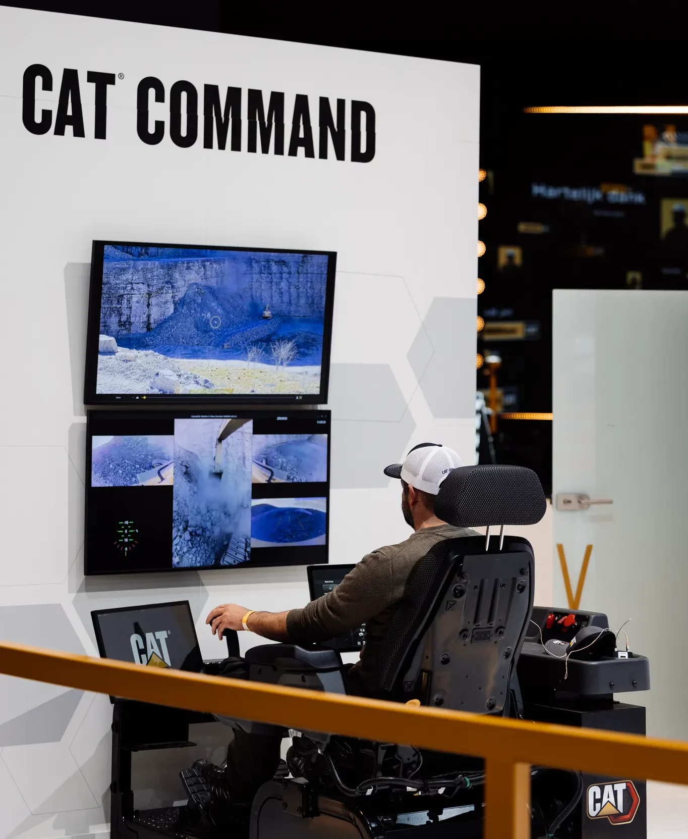 Zeppelin-AR-25-Construction_Industry_Mining-Product_inovation-CIM_CatCommand_2